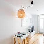 Flux Art W/ Ac & Balcony By Lovelystay Apartman *