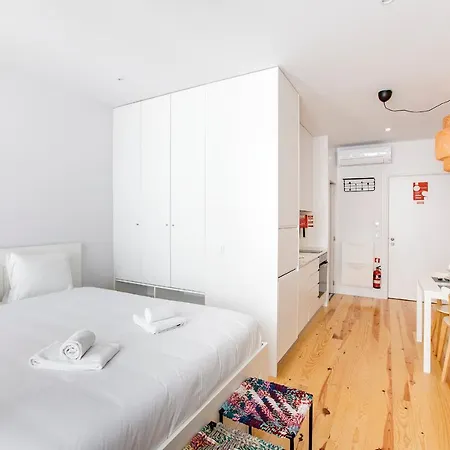 Apartament Flux Art W/ Ac & Balcony By Lovelystay Porto
