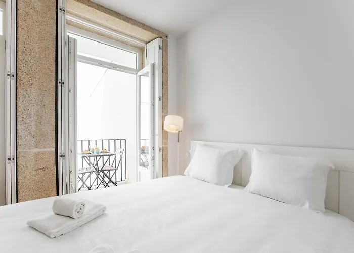 Flux Art W/ Ac & Balcony By Lovelystay Apartman Porto